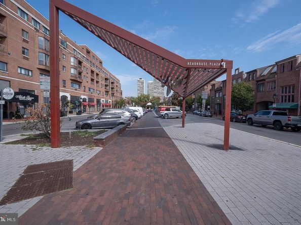302 Lombard Street B, Philadelphia PA 19147