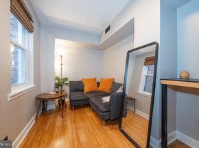 302 Lombard Street B, Philadelphia PA 19147