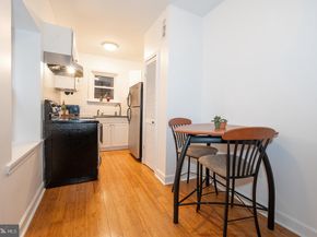 302 Lombard Street B, Philadelphia PA 19147