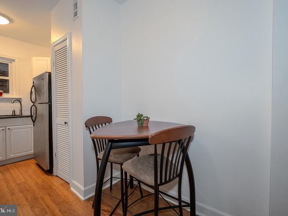302 Lombard Street B, Philadelphia PA 19147
