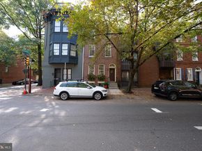 302 Lombard Street B, Philadelphia PA 19147