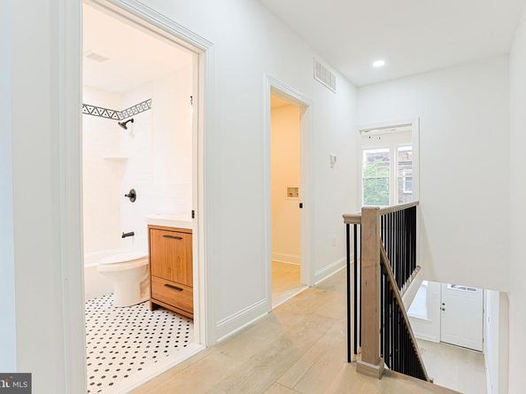 717 N 3rd Street, Philadelphia PA 19123