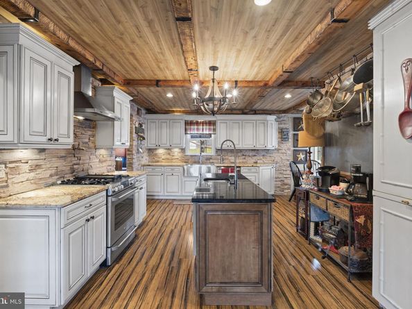 3159 Burn Brae Drive, Dresher PA 19025