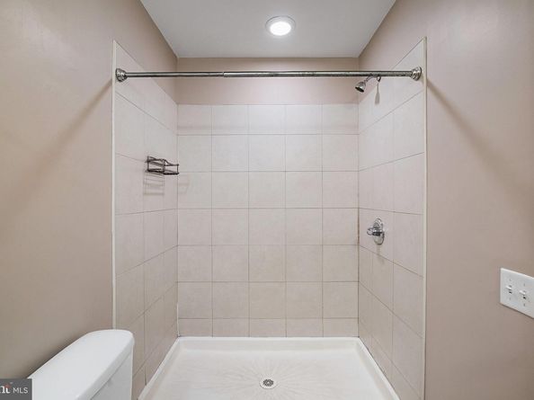 934 N 3rd Street 205, Philadelphia PA 19123