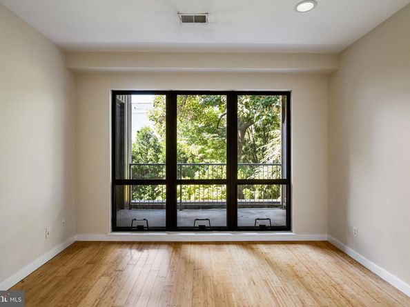 934 N 3rd Street 205, Philadelphia PA 19123