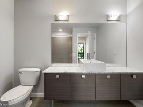934 N 3rd Street 205, Philadelphia PA 19123