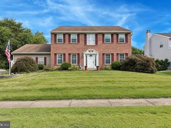 689 Pickering Road