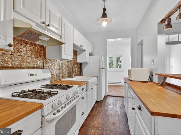 438 16TH Street SE, Washington DC 20003