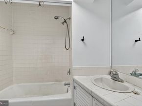 438 16TH Street SE, Washington DC 20003