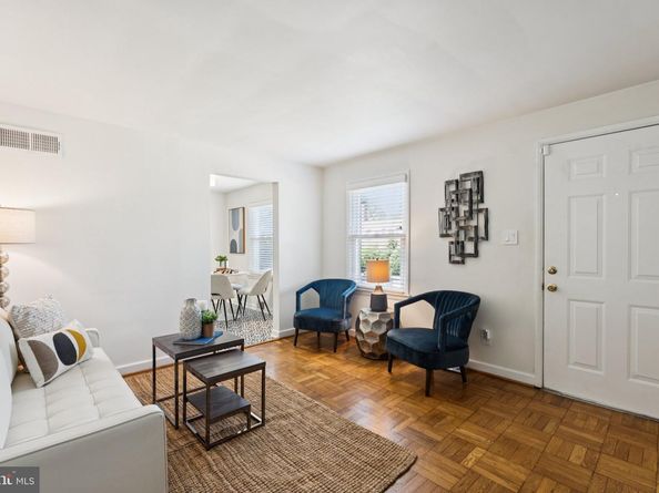 1525 N Longfellow Street, Arlington VA 22205