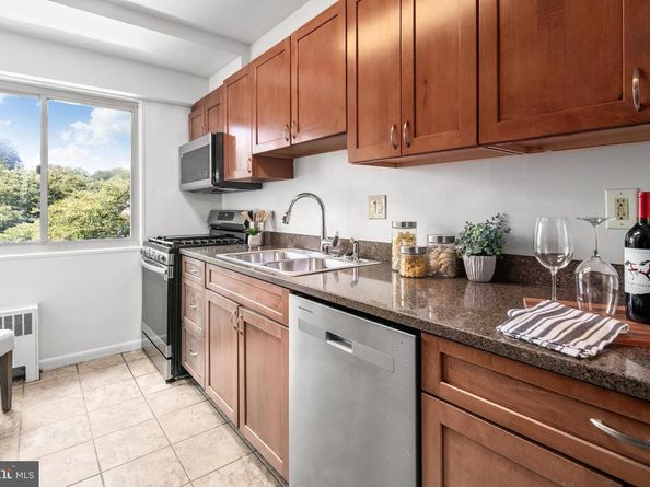 6445 Luzon Avenue NW 409, Washington DC 20012