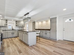 15014 Theresa Drive, Philadelphia PA 19116