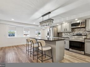 15014 Theresa Drive, Philadelphia PA 19116