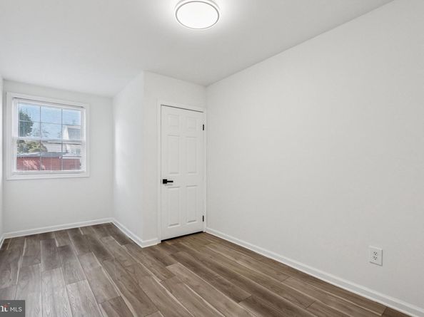 15014 Theresa Drive, Philadelphia PA 19116