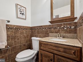 15014 Theresa Drive, Philadelphia PA 19116