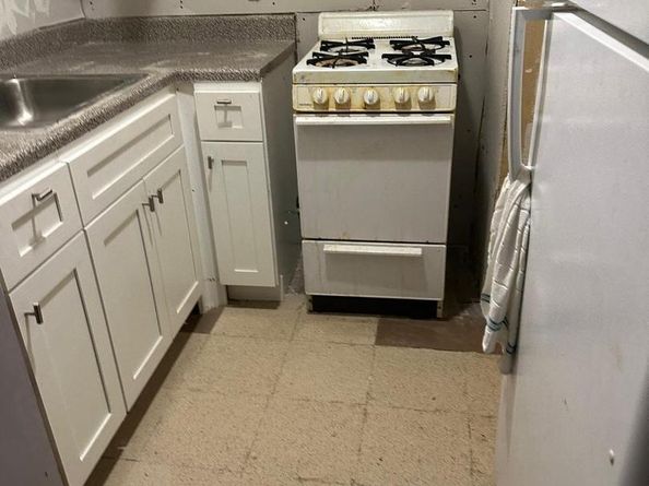 346 Long Lane, Upper Darby PA 19082