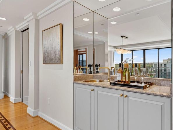 1530 Key Boulevard 1310, Arlington VA 22209
