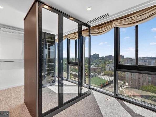 1530 Key Boulevard 1310, Arlington VA 22209