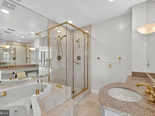 1530 Key Boulevard 1310, Arlington VA 22209