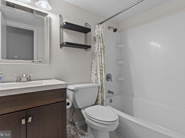 4000 Gypsy Lane 637, Philadelphia PA 19129
