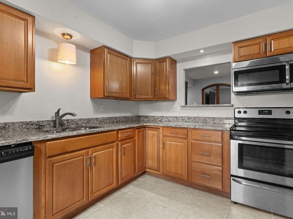 4000 Gypsy Lane 637, Philadelphia PA 19129