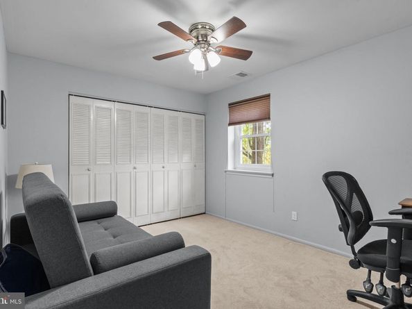 4000 Gypsy Lane 637, Philadelphia PA 19129