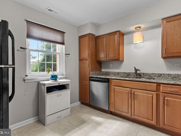 4000 Gypsy Lane 637, Philadelphia PA 19129