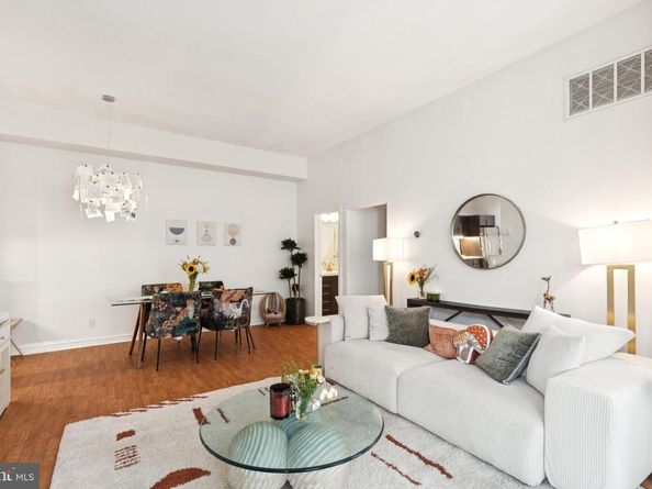 1500 Green Street 2, Philadelphia PA 19130