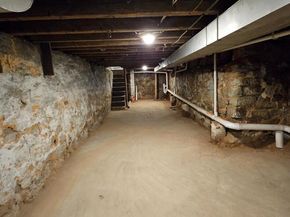 2525 N 17TH Street, Philadelphia PA 19132