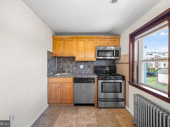 338 W 6TH Avenue, Conshohocken PA 19428