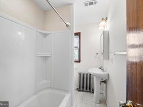 338 W 6TH Avenue, Conshohocken PA 19428