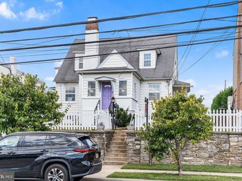338 W 6TH Avenue