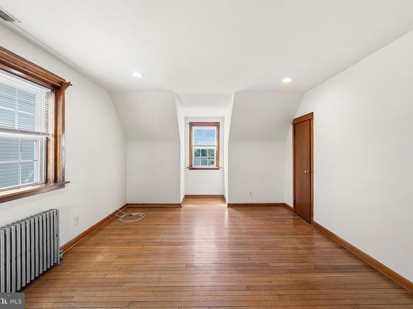 338 W 6TH Avenue, Conshohocken PA 19428