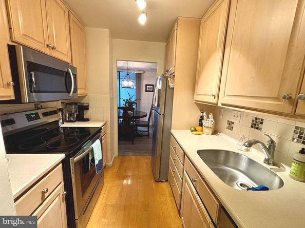 224-30 W Rittenhouse Square 2110, Philadelphia PA 19103