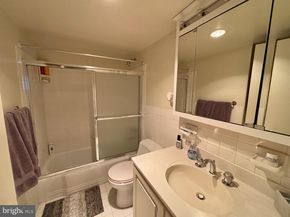 224-30 W Rittenhouse Square 2110, Philadelphia PA 19103