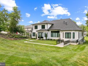 305 Old Courthouse Road NE, Vienna VA 22180