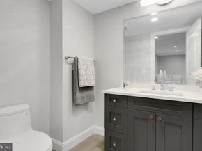 305 Old Courthouse Road NE, Vienna VA 22180