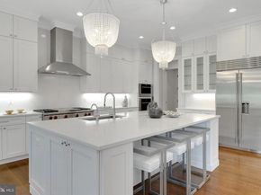 305 Old Courthouse Road NE, Vienna VA 22180