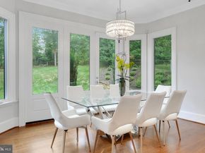 305 Old Courthouse Road NE, Vienna VA 22180