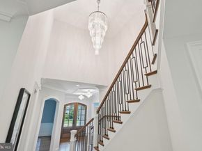 305 Old Courthouse Road NE, Vienna VA 22180