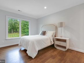 305 Old Courthouse Road NE, Vienna VA 22180