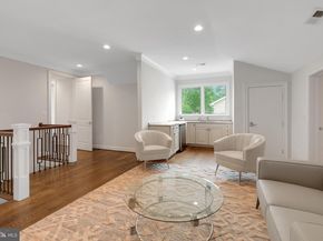 305 Old Courthouse Road NE, Vienna VA 22180