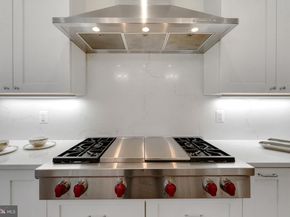 305 Old Courthouse Road NE, Vienna VA 22180