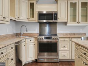 305 Old Courthouse Road NE, Vienna VA 22180