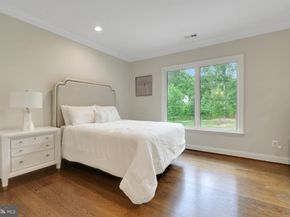 305 Old Courthouse Road NE, Vienna VA 22180