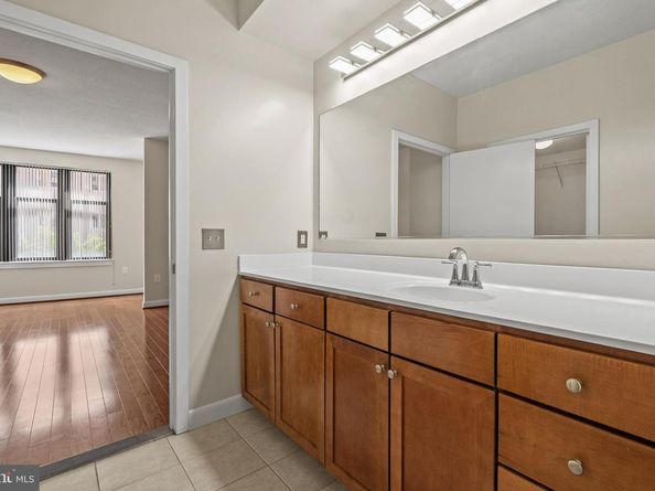 400 Massachusetts Avenue NW 421, Washington DC 20001