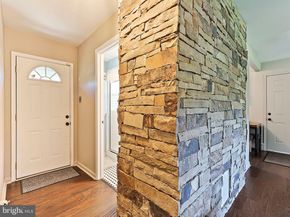 20 Appletree Drive, Levittown PA 19055