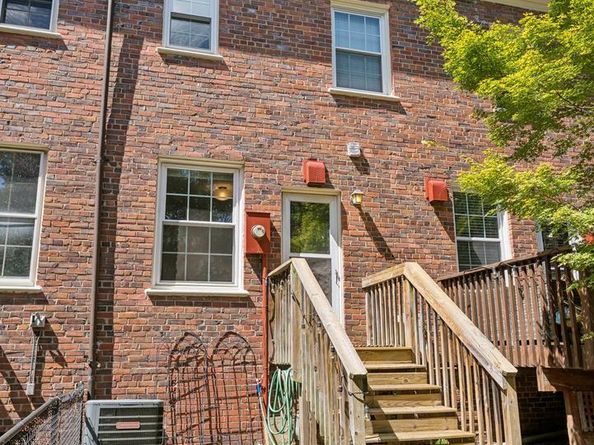 1401 S Edgewood Street 492, Arlington VA 22204