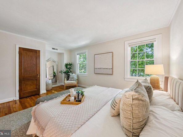1401 S Edgewood Street 492, Arlington VA 22204