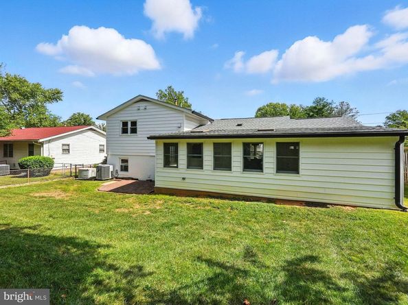 3924 Lincolnshire Street, Annandale VA 22003